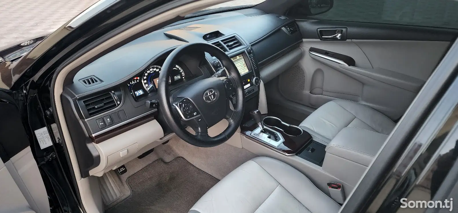 Toyota Camry, 2012-9