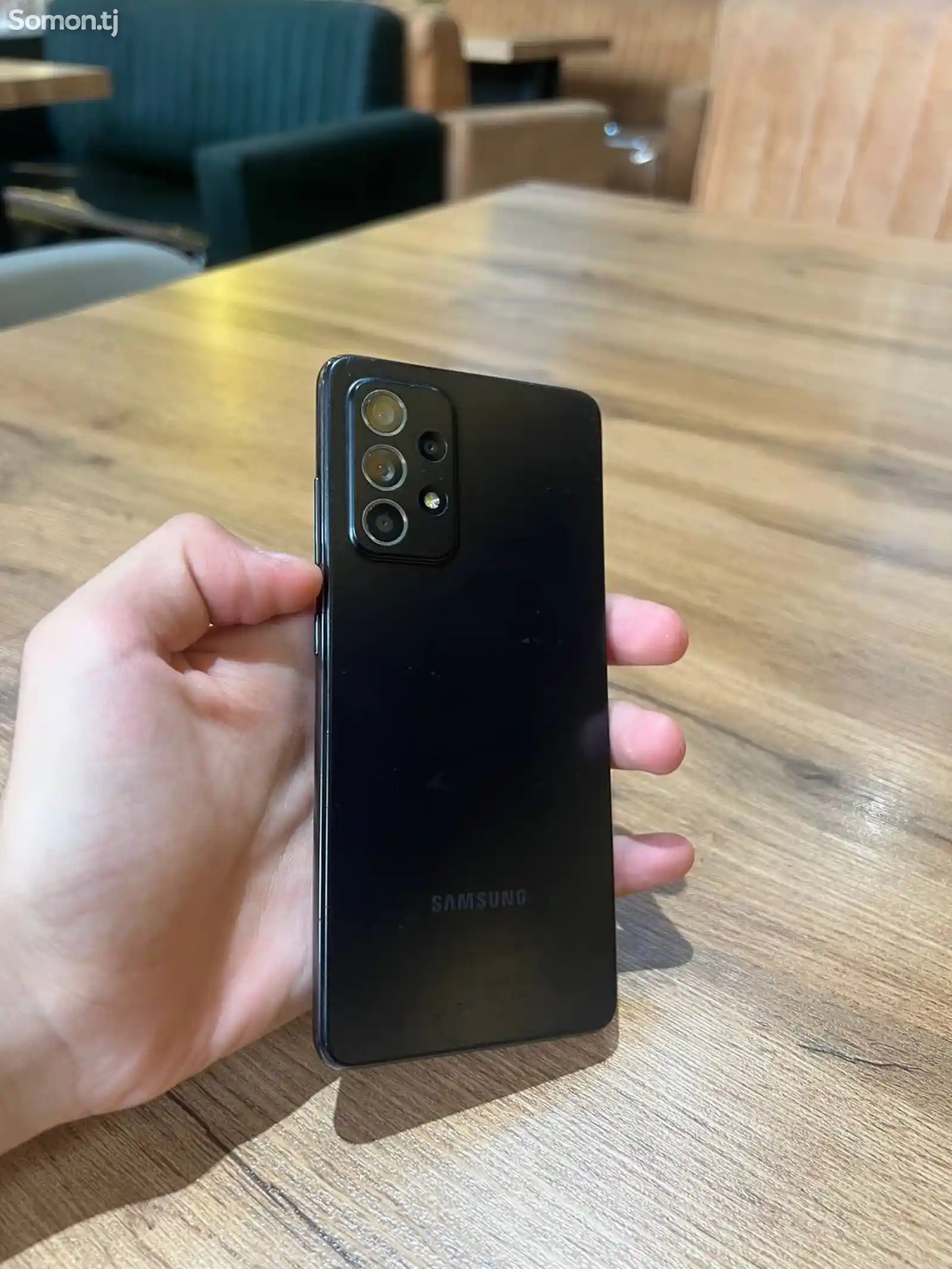 Samsung Galaxy A52-2