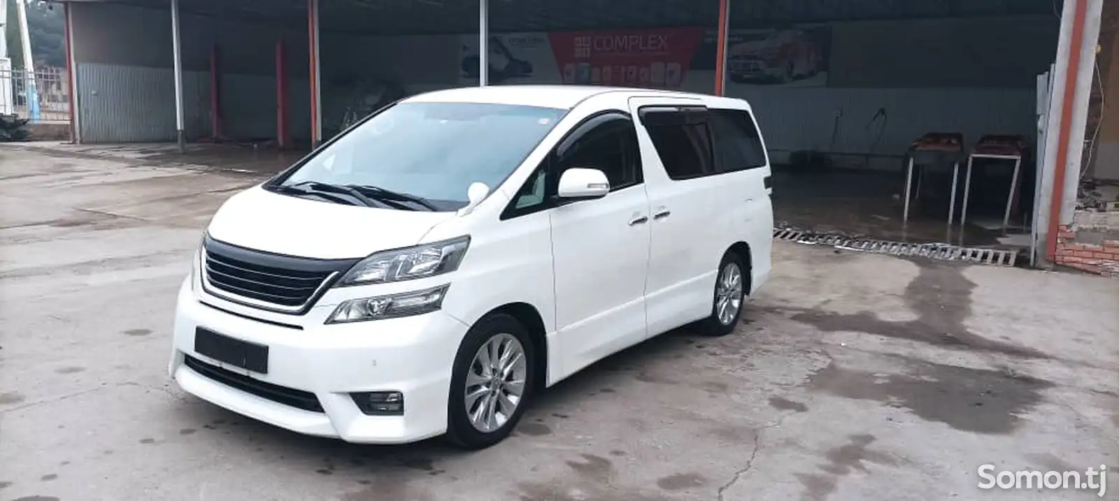 Toyota Vellfire, 2014-1