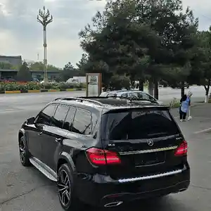 Mercedes-Benz GLS, 2017