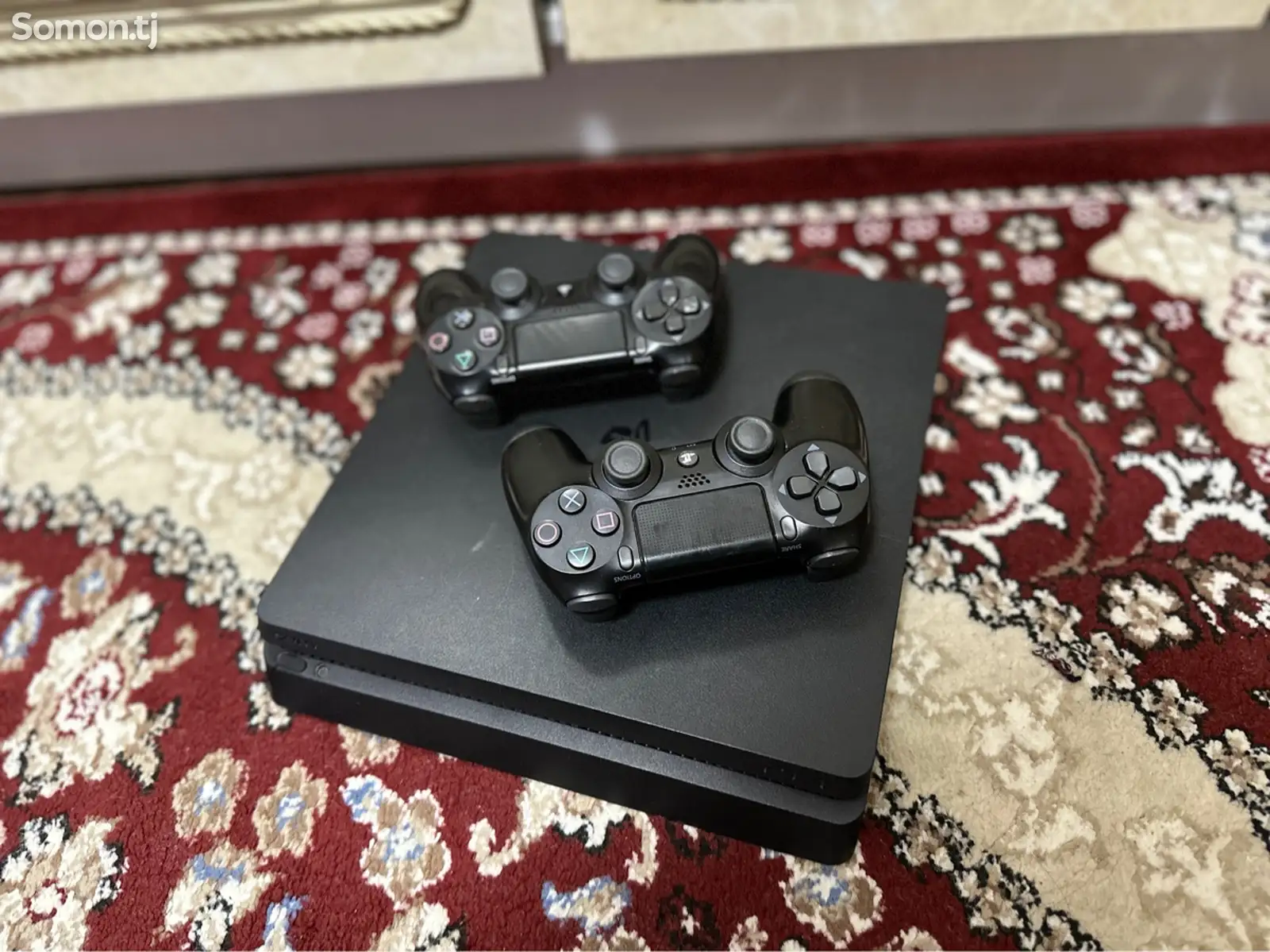 Игровая приставка Sony Playstation 4 slim 500gb-1