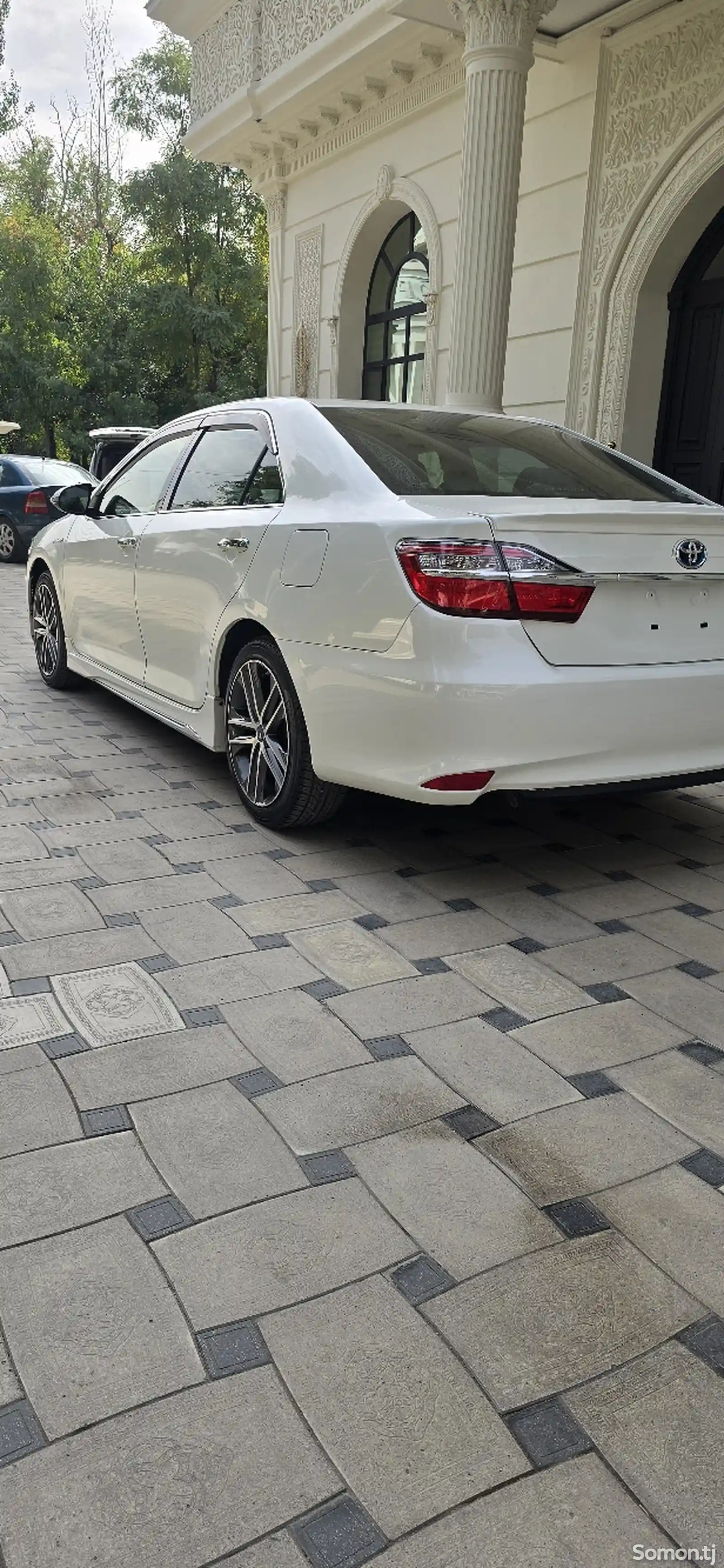 Toyota Camry, 2015-8