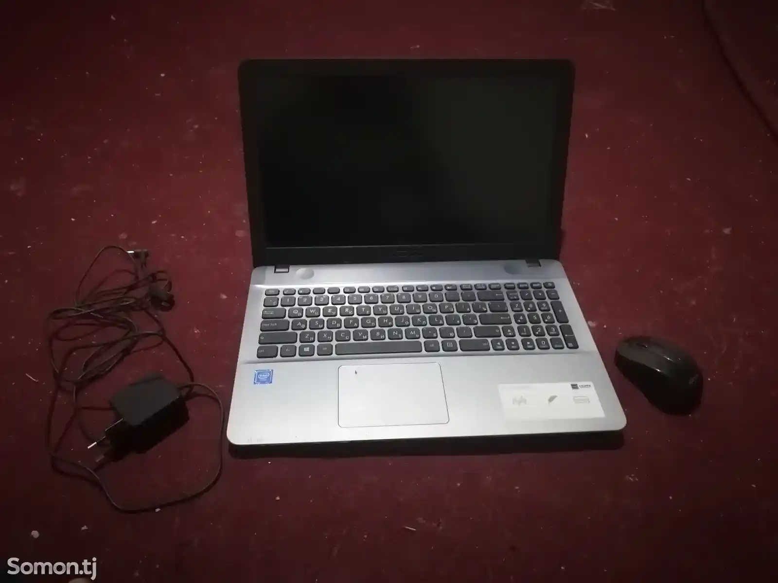 Ноутбук Asus-3