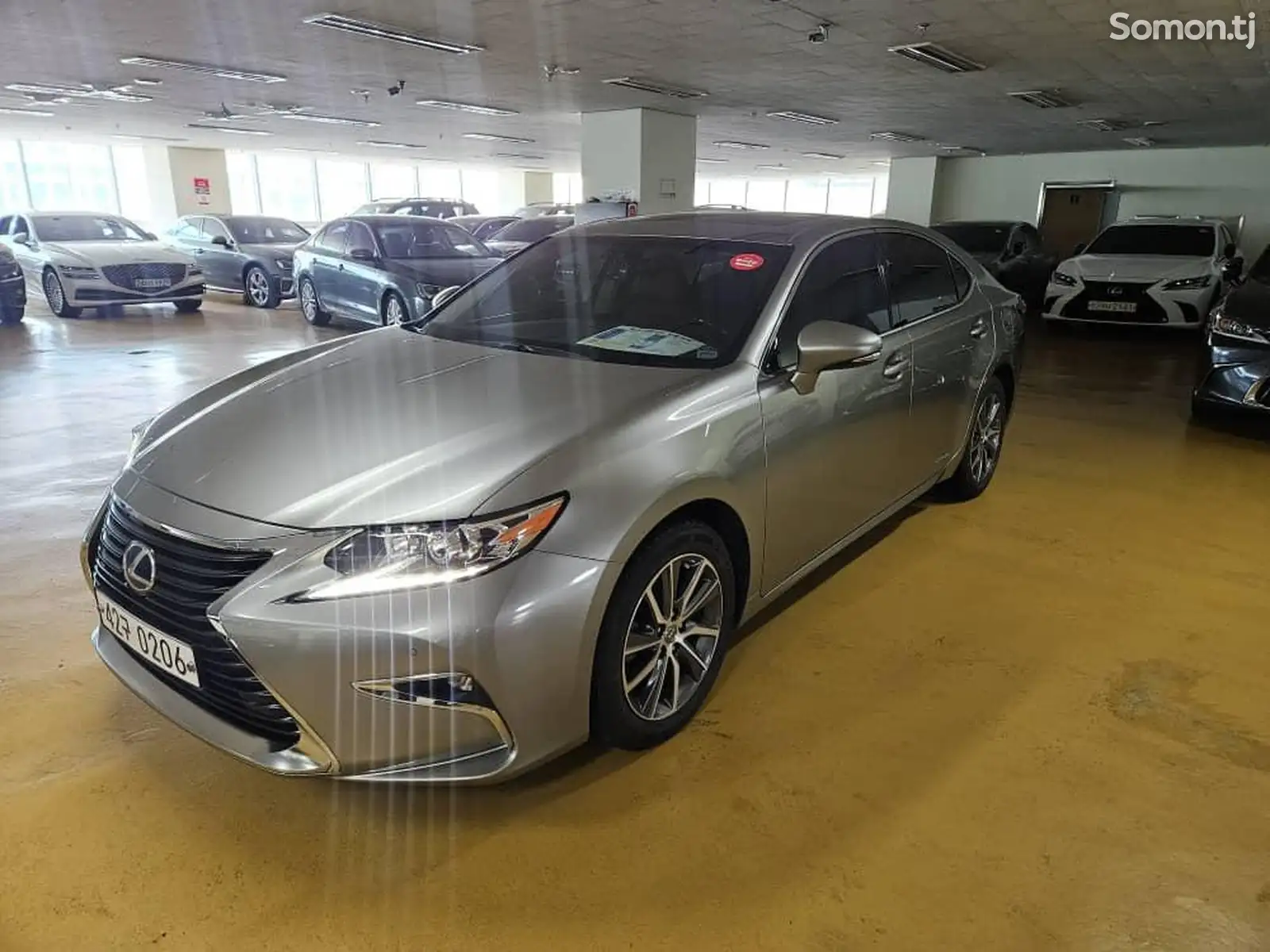 Lexus ES series, 2017-1