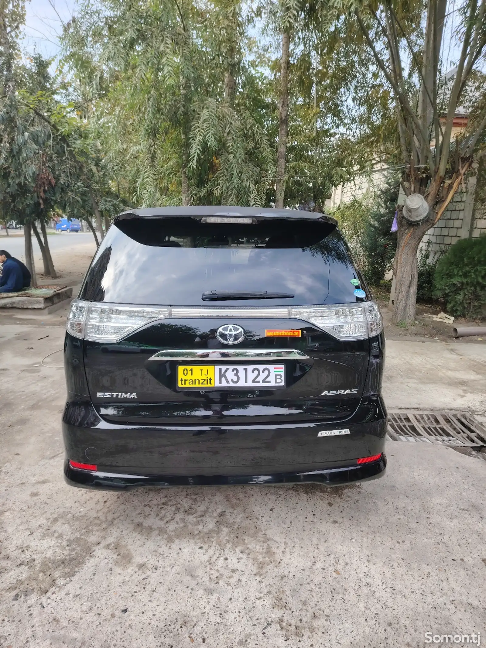 Toyota Estima, 2014-10