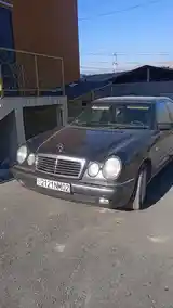 Mercedes-Benz E class, 1996-3