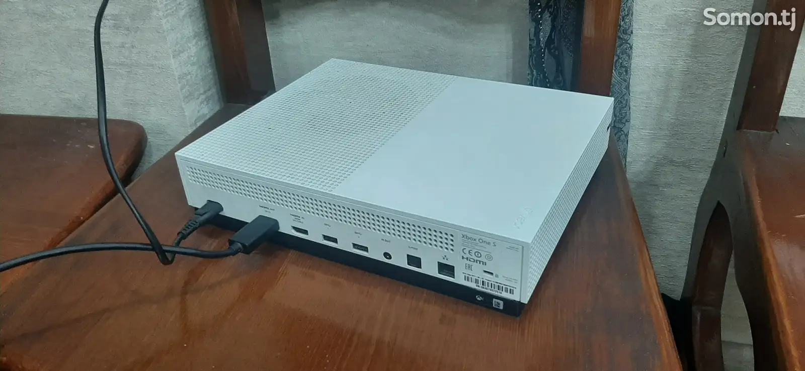 Игровая Приставка Xbox One S-3