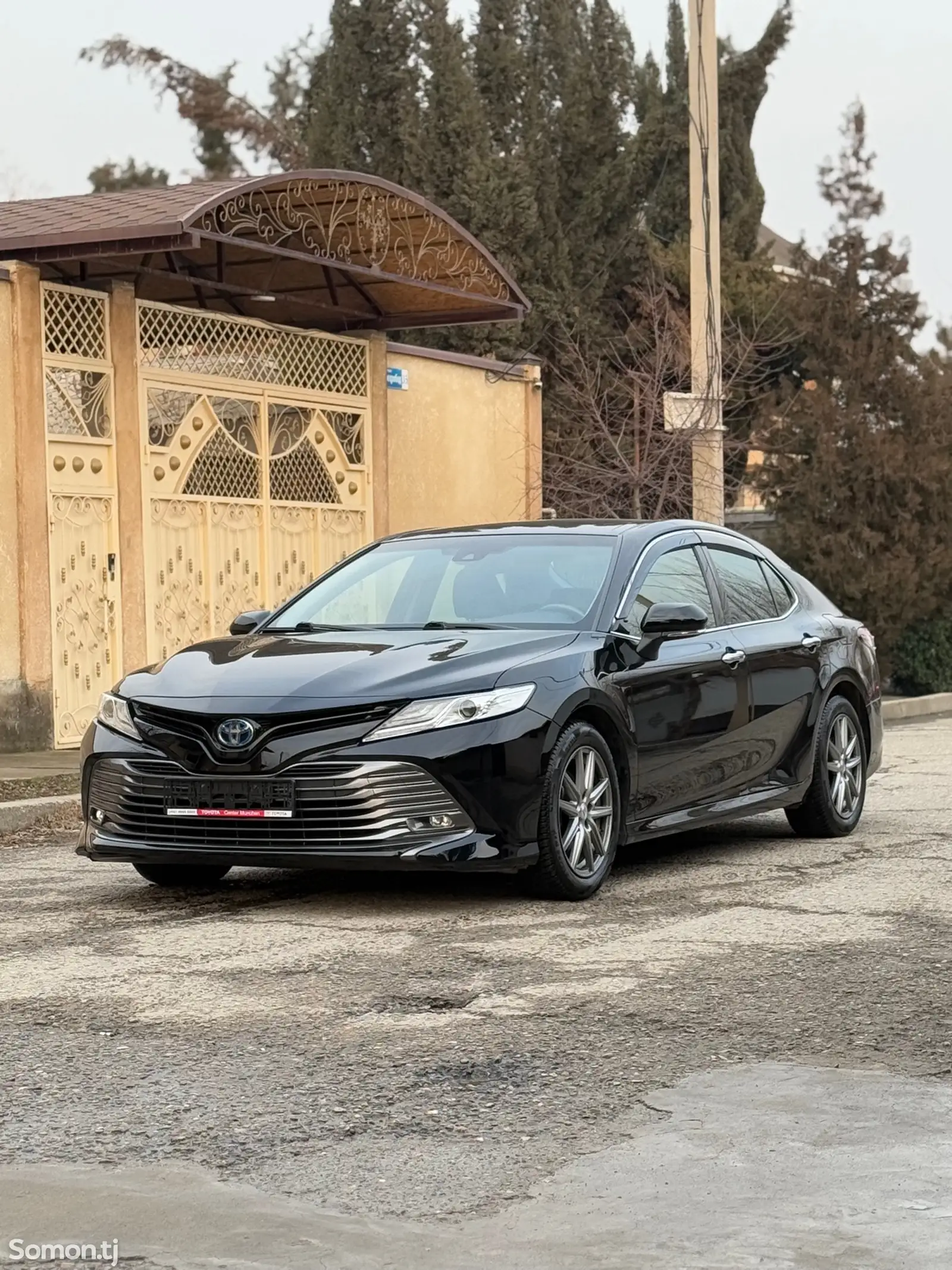 Toyota Camry, 2018-1