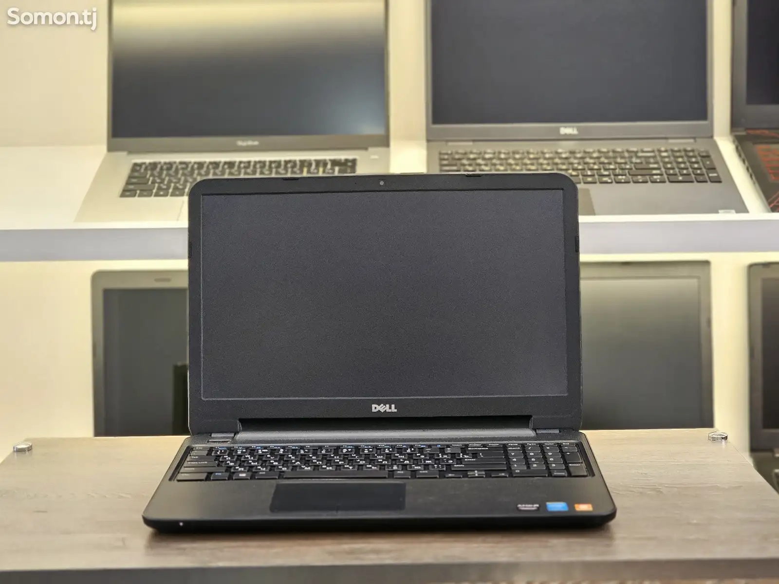 Ноутбук Dell 15.6 Core i5-4200M / 8GB / Radeon 1GB / SSD 256GB-1