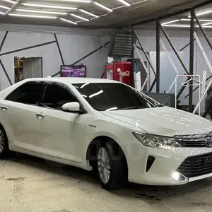 Toyota Camry, 2015