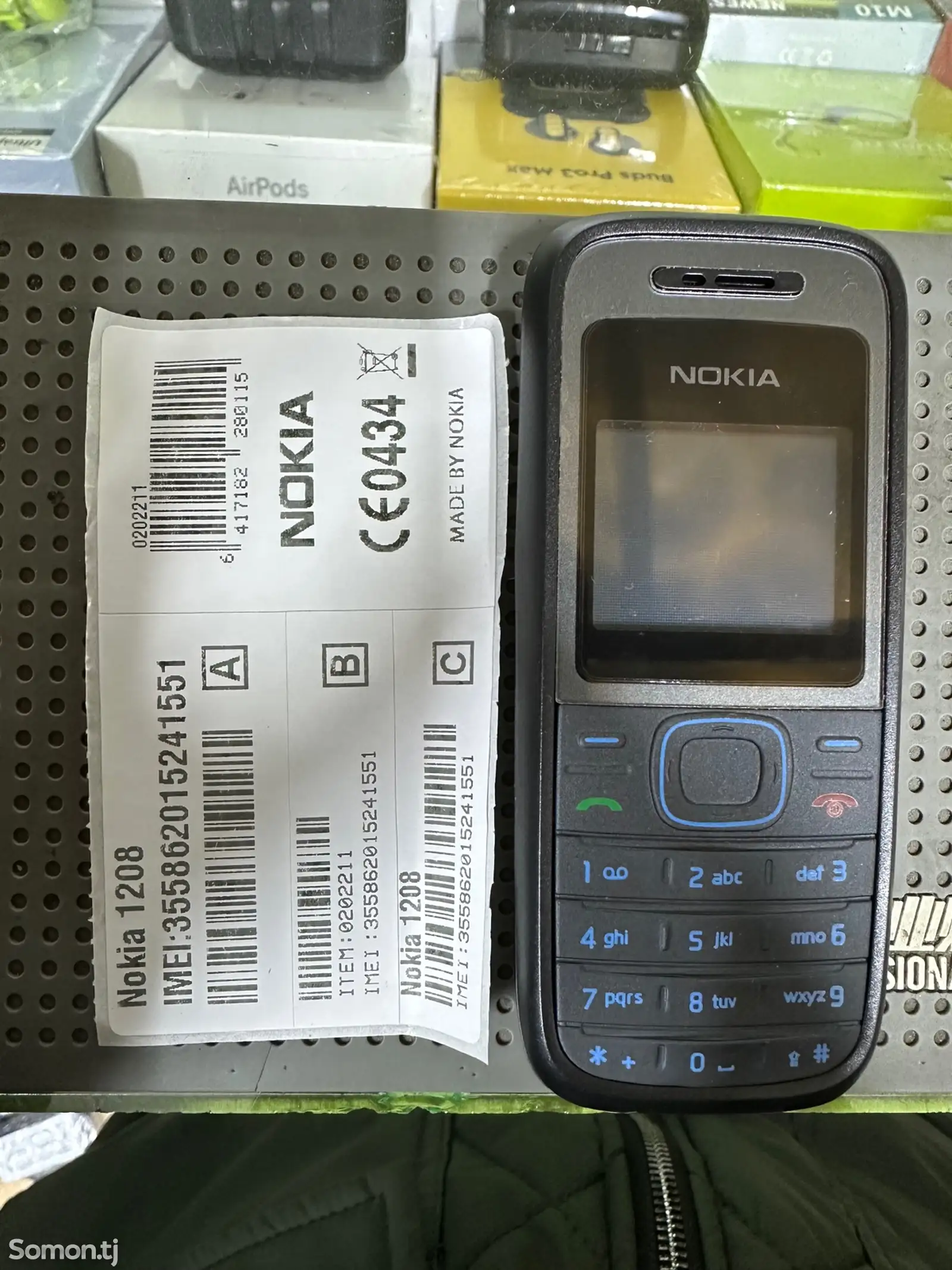 Nokia 1208