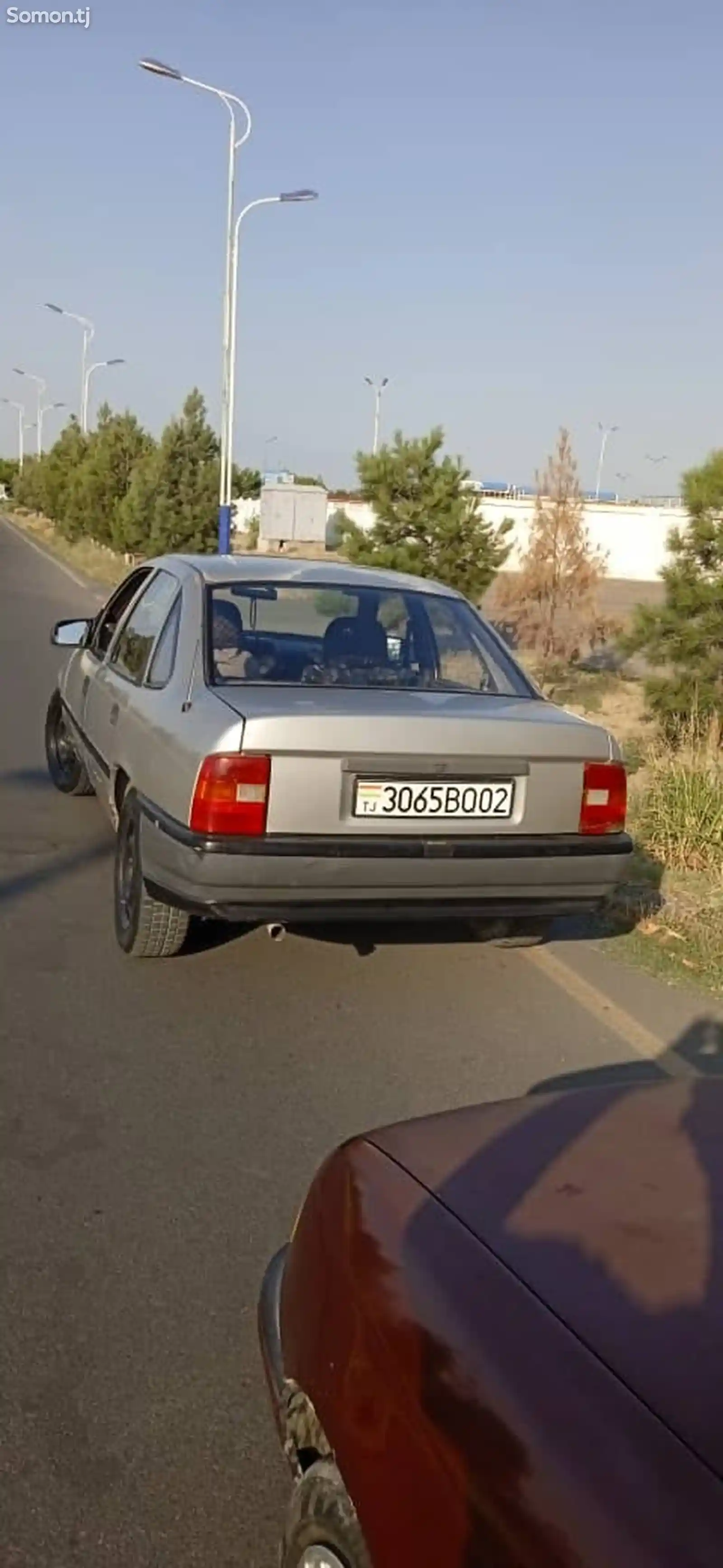 Opel Vectra A, 1992-2