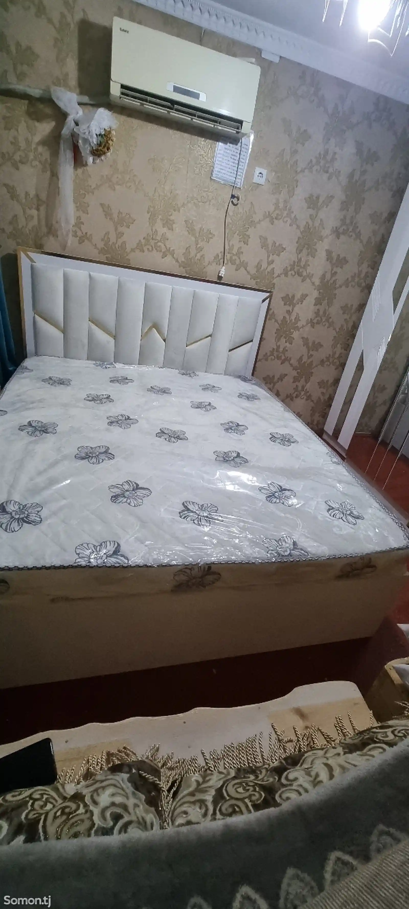 Двухспальная кровать-2