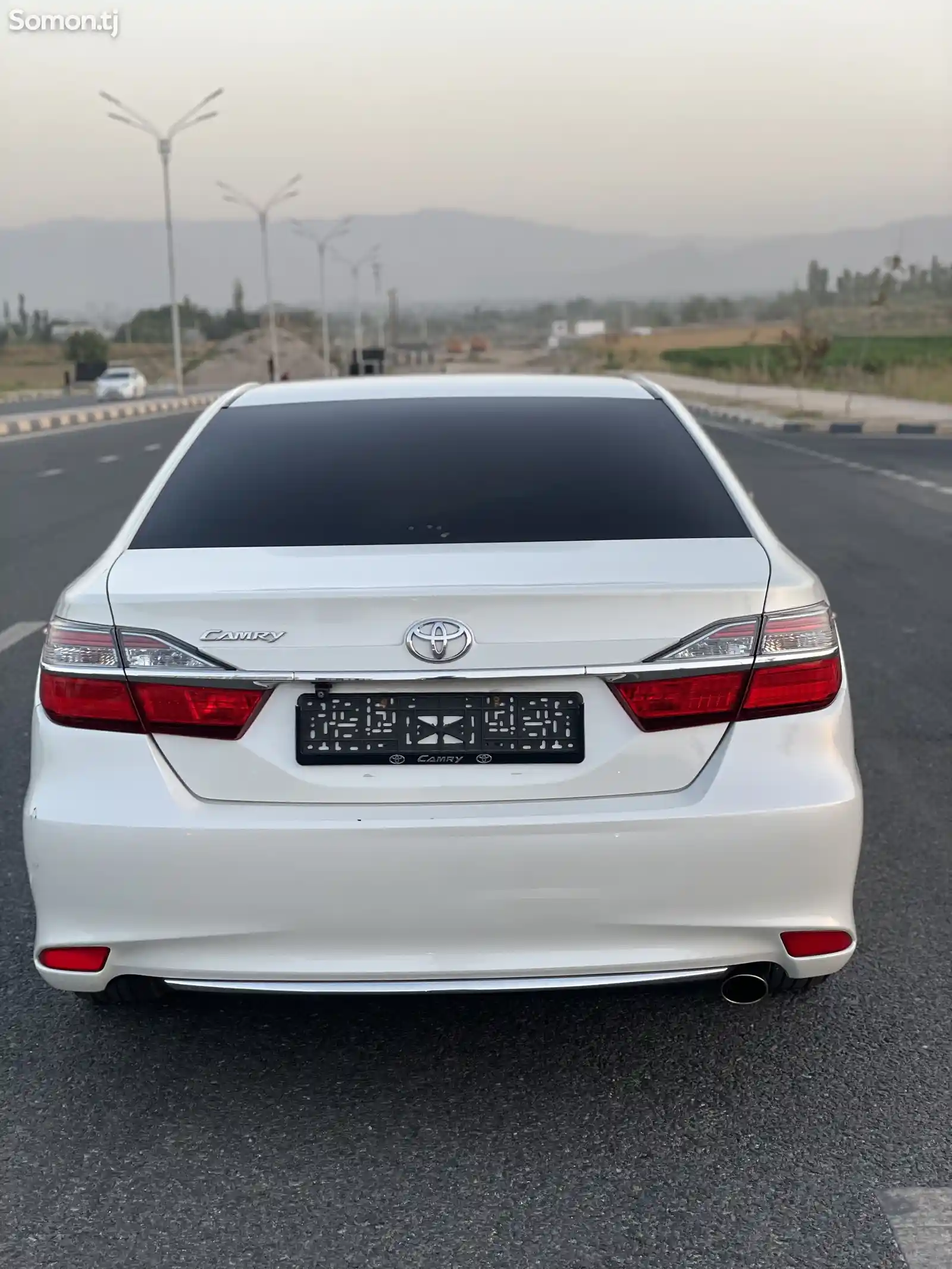 Toyota Camry, 2015-7