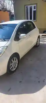 Toyota Vitz, 2010-7