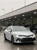 Toyota Camry, 2023-2