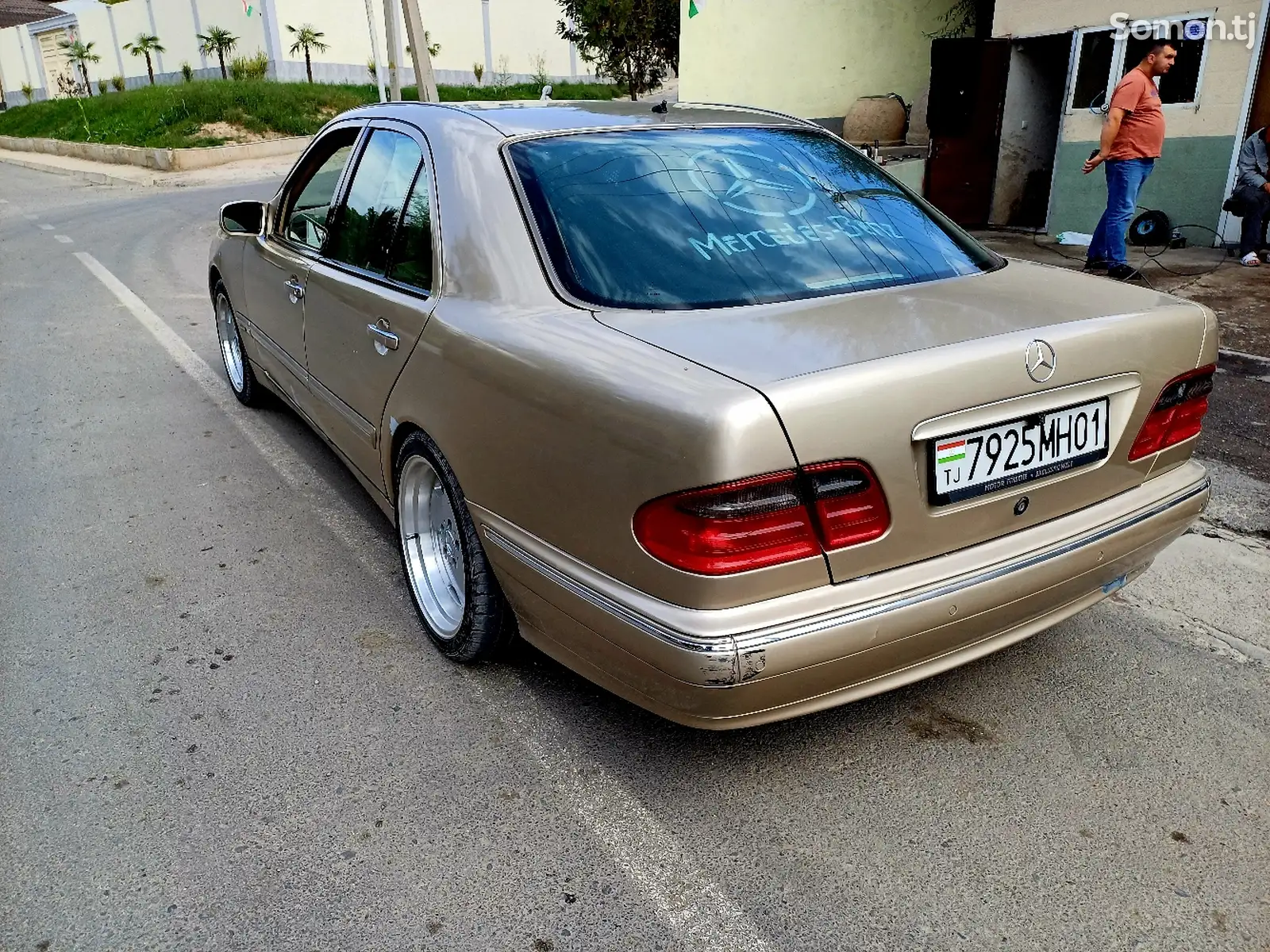 Mercedes-Benz E class, 2001-4