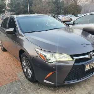 Toyota Camry, 2017