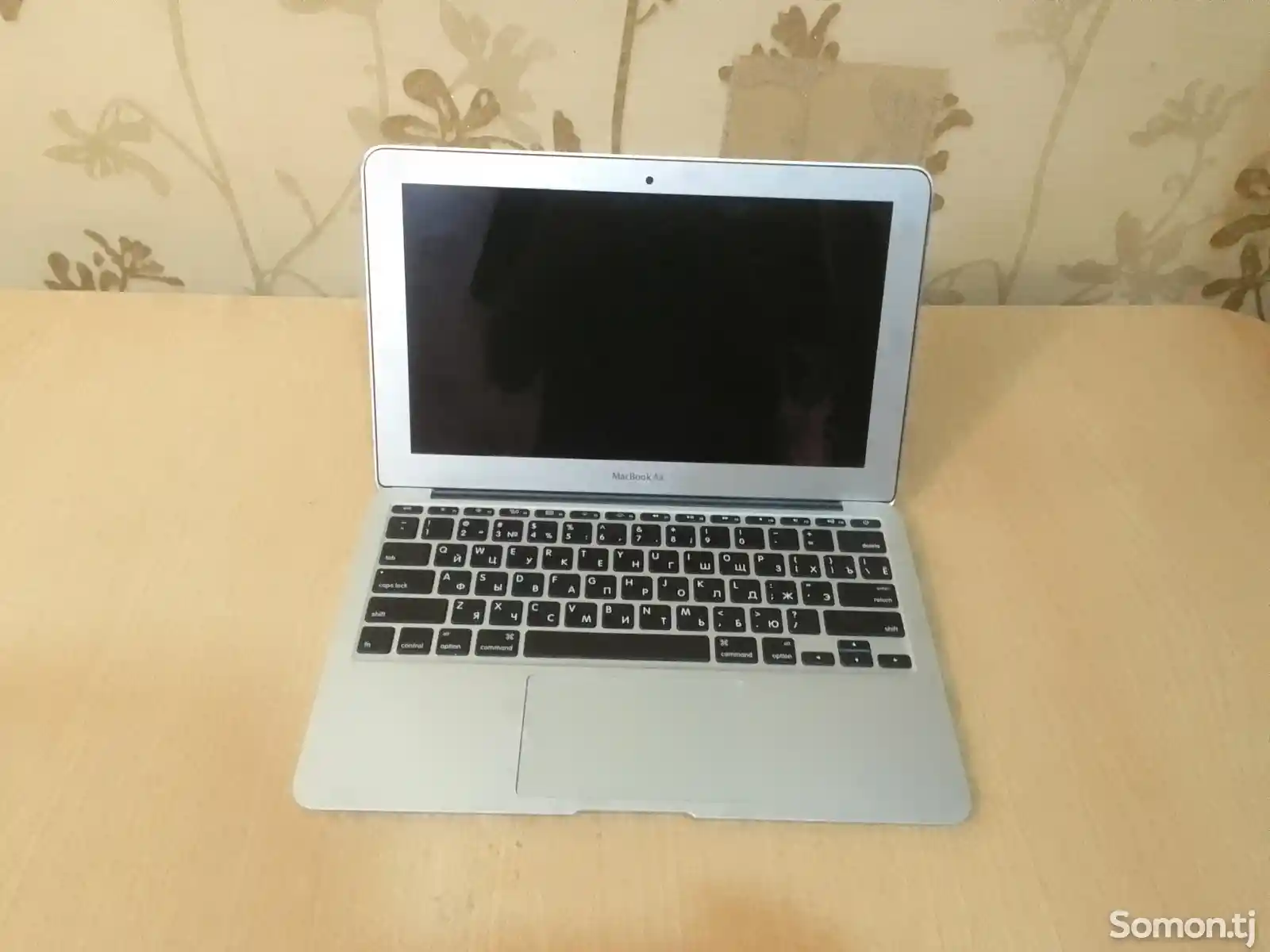 Ноутбук MacBook Air-1