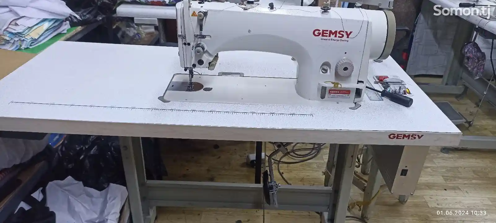 Швейная машинка полуавтомат-1