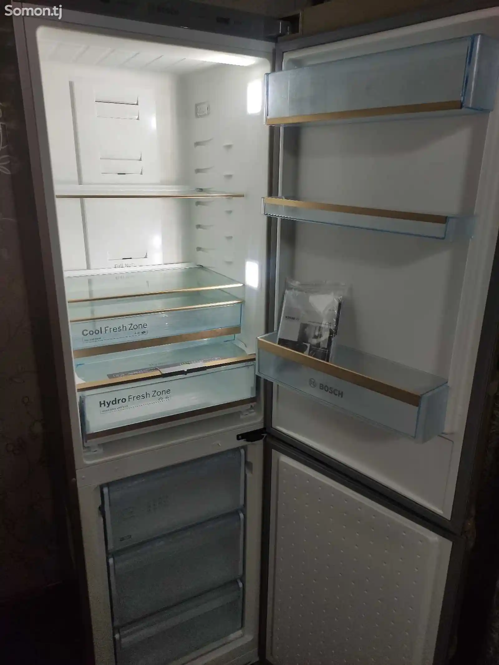 Холодильник Bosch-12