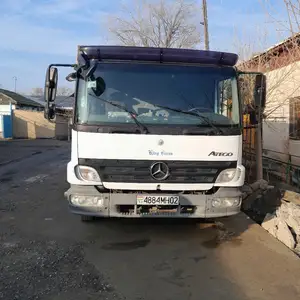 Бортовой грузовик Mercedes-Benz Atego, 2008