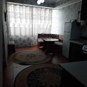 2-комн. квартира, 4 этаж, 90м², сино