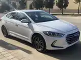 Hyundai Elantra, 2018-5