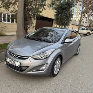 Hyundai Avante, 2012