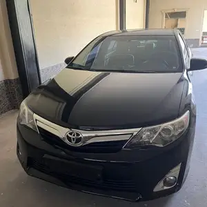 Toyota Camry, 2012