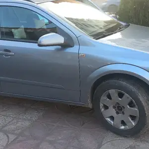 Opel Astra H, 2008