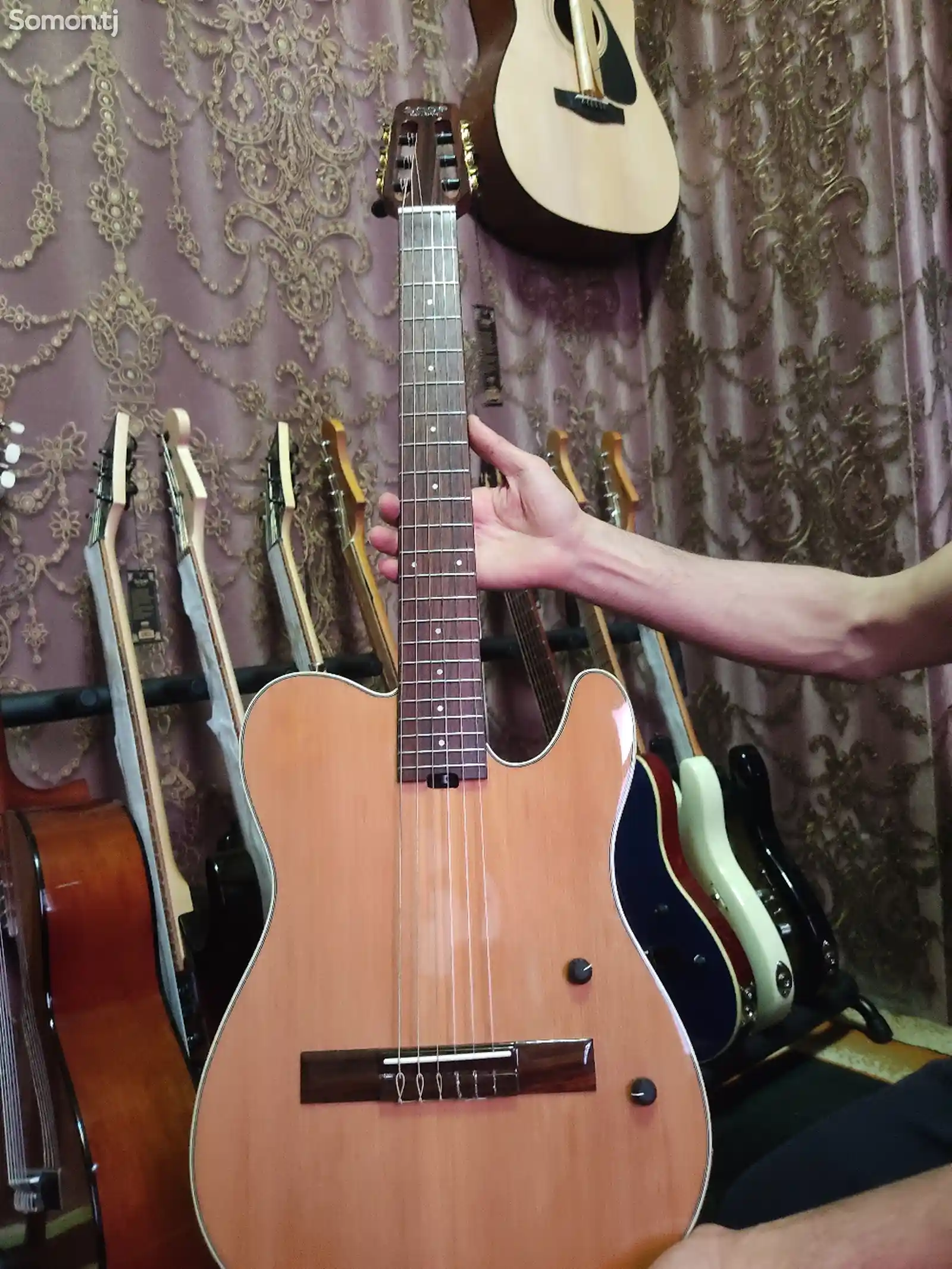 Электроклассическая гитара Sqoe SEGD900-1