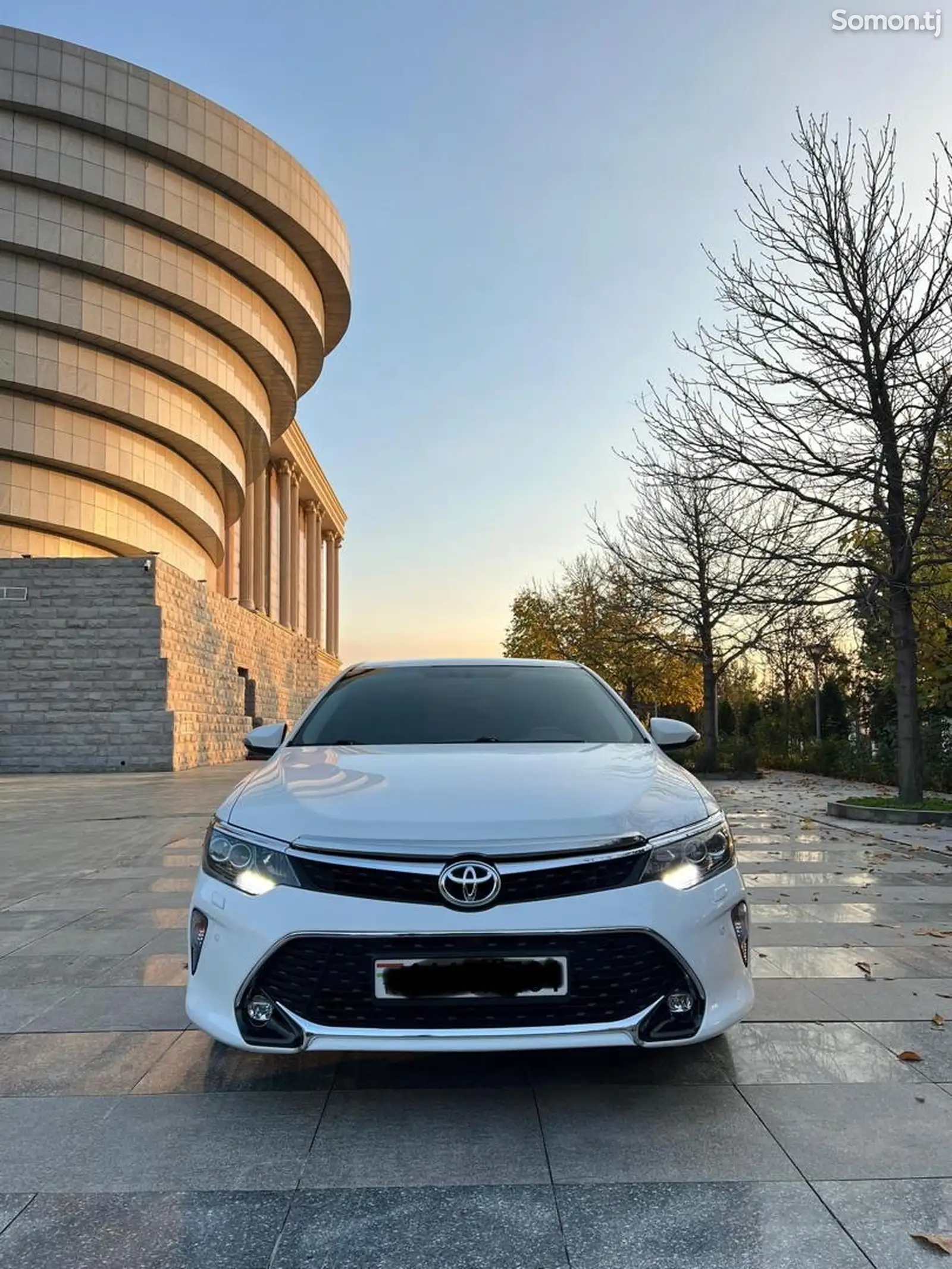 Toyota Camry, 2017-1