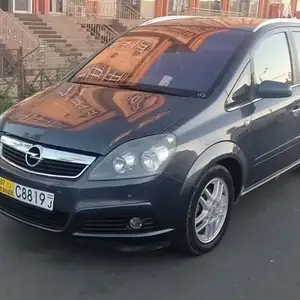 Opel Zafira, 2008