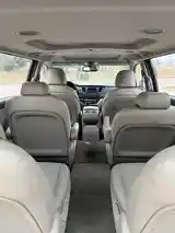 Kia Carnival, 2015-6