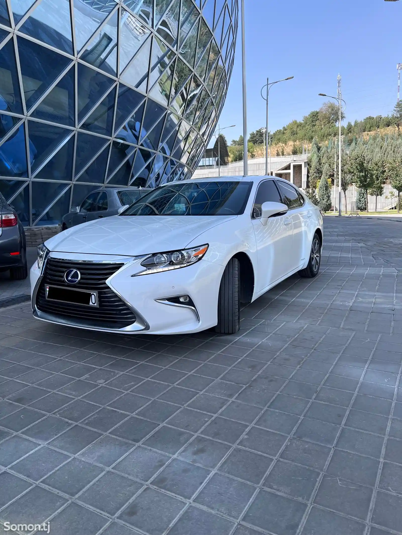 Lexus ES series, 2017-3