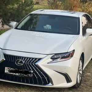 Lexus ES series, 2013