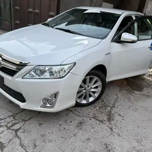 Toyota Camry, 2015