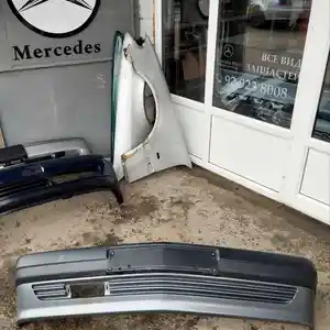 Передний бампер от Mercedes-Benz