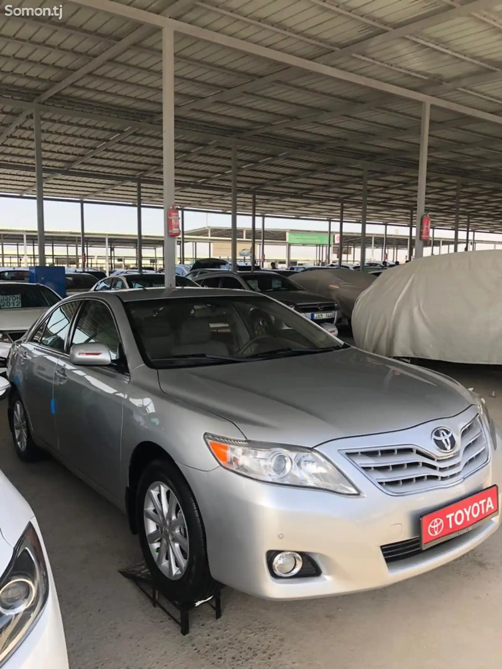 Toyota Camry, 2010-3