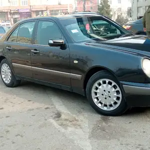 Mercedes-Benz E class, 1999