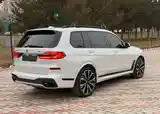 BMW X7, 2023-3