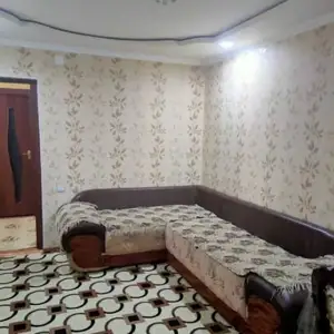 2-комн. квартира, 4 этаж, 60м², Универмаг