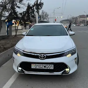 Toyota Camry, 2015