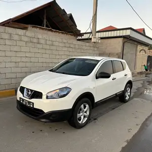 Nissan Qashqai+2, 2011