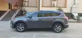 Toyota RAV 4, 2017-3