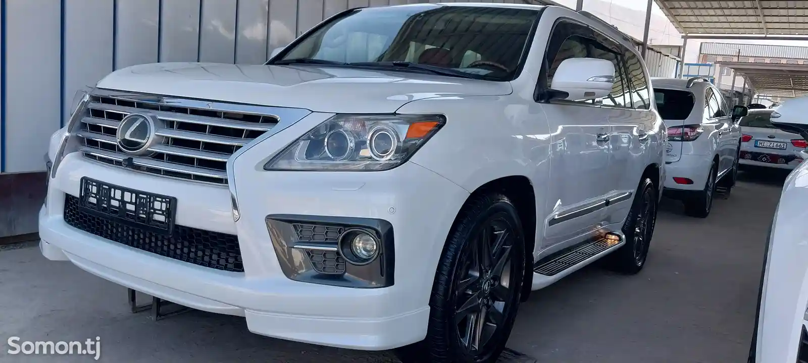 Lexus LX series, 2010-1