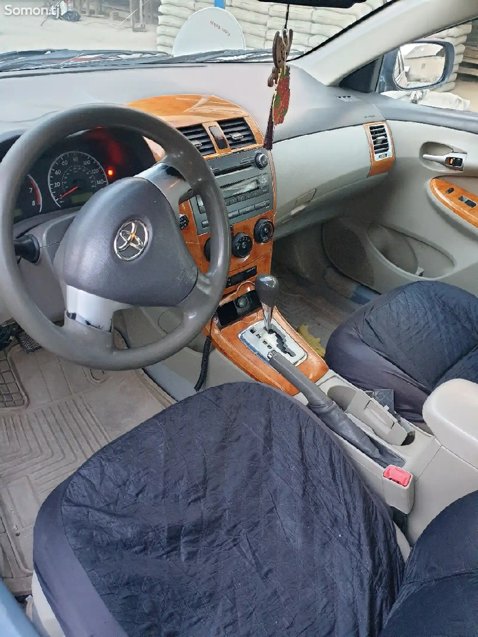 Toyota Corolla, 2010-4