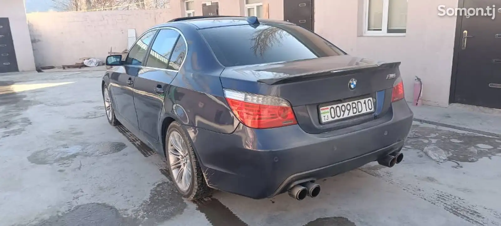 BMW M5, 2009-1