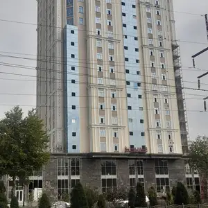 3-комн. квартира, 15 этаж, 77 м², фирдавси